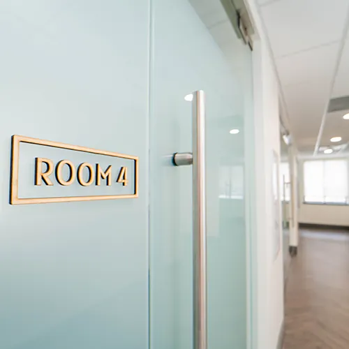 Modern Oral & Facial Surgery interior